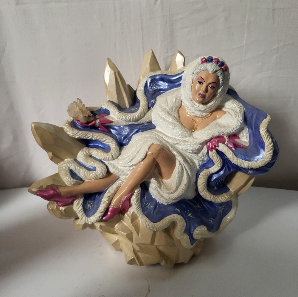Vintage Ceramic Bisque Art Deco Lady Diva Pink White & Blue